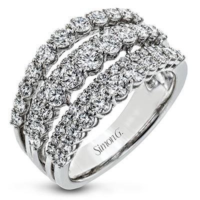 18K White Gold Diamond Cluster Ring