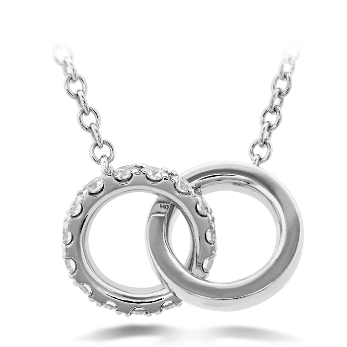 18K White Gold Diamond Interlocking Circle Pendant