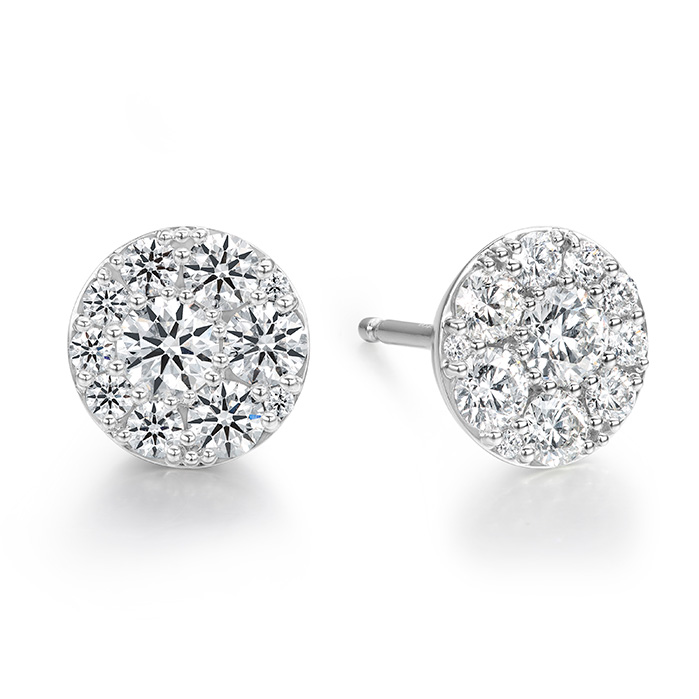 18K White Gold Diamond Stud Earrings