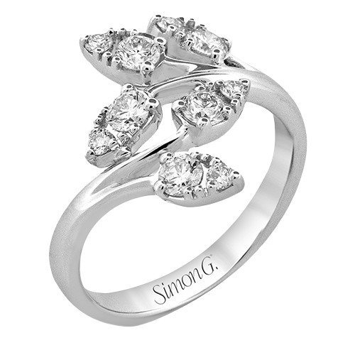 18K White Gold Contemporary Ring